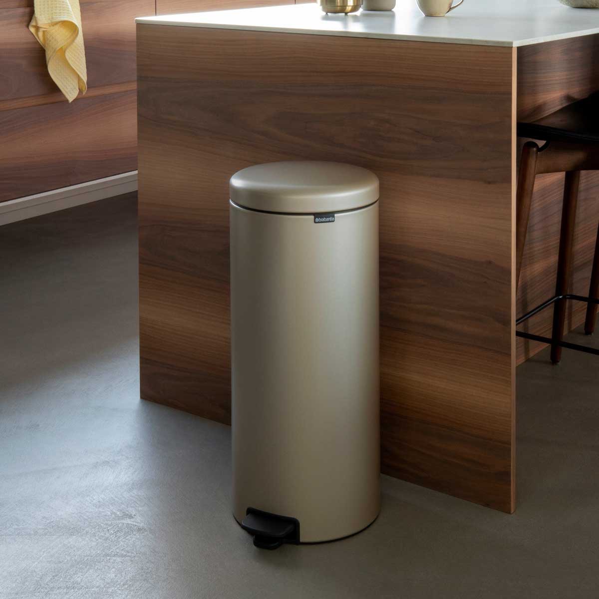פח אשפה פדל למטבח 30 ליטר מסידרת  Brabantia - New icon - ברבנטיה