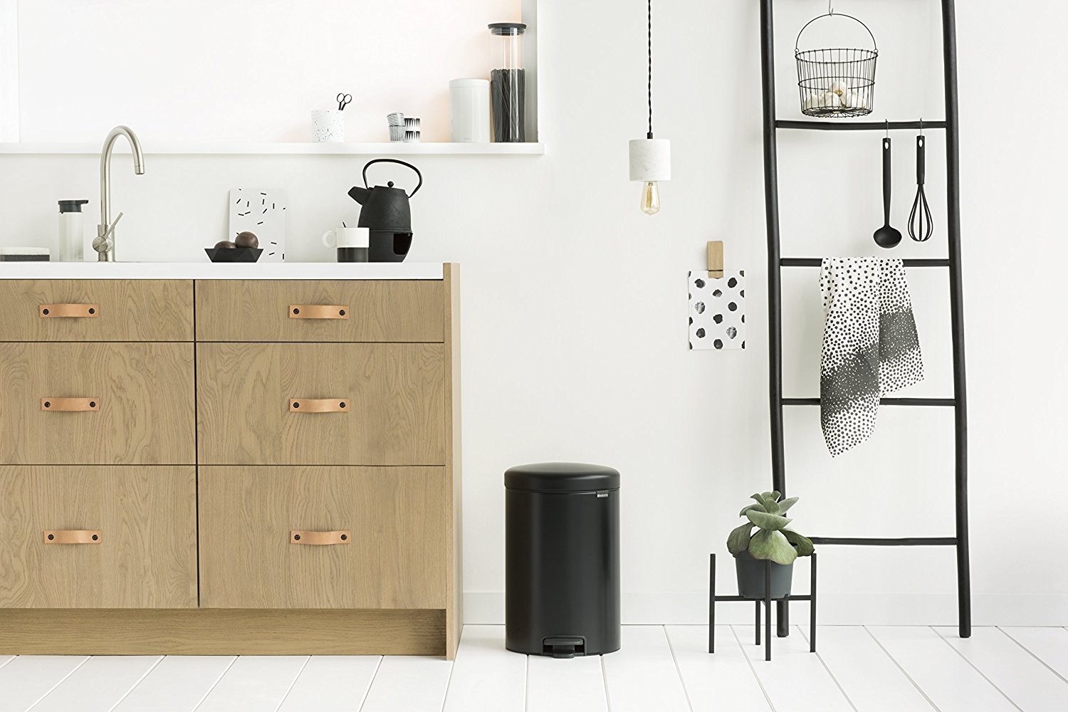 פח אשפה פדל למטבח 20 ליטר  מסידרת  Brabantia - New icon - ברבנטיה