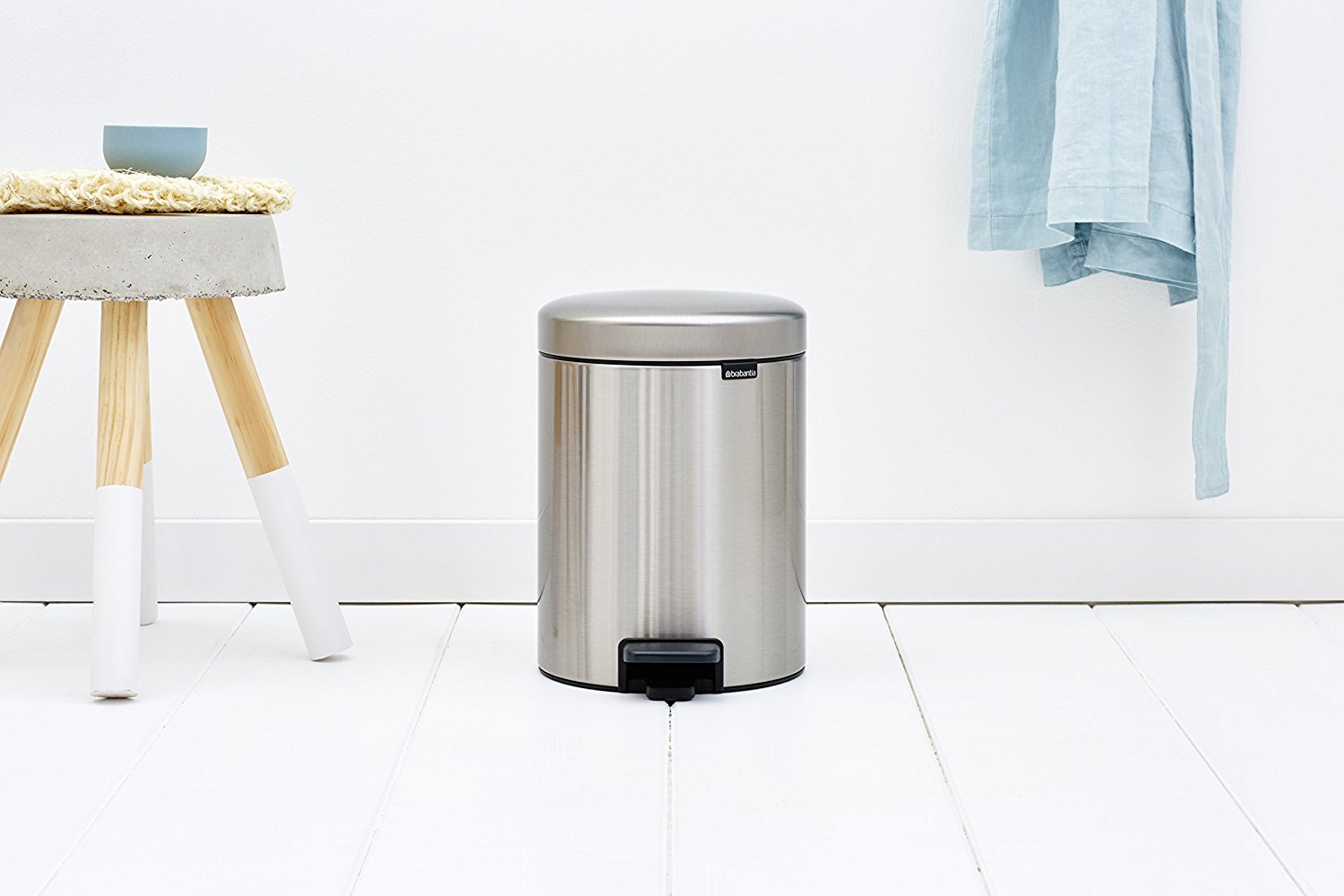 פח אשפה לשרותים 5 ליטר מסידרת  Brabantia - New icon - ברבנטיה