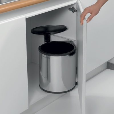 פח אשפה פנימי מבריק 15 ליטר לארון מטבח - Brabantia - ברבנטיה