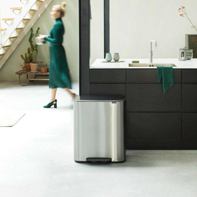 פח דוושה 60 ליטר נירוסטה מט Brabantia -   Bo - ברבנטיה