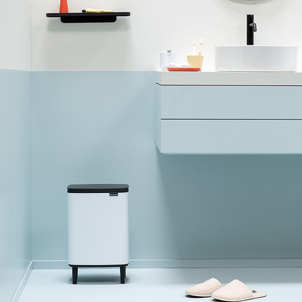 פח אשפה לשרותים BO 12 ליטר - Brabantia