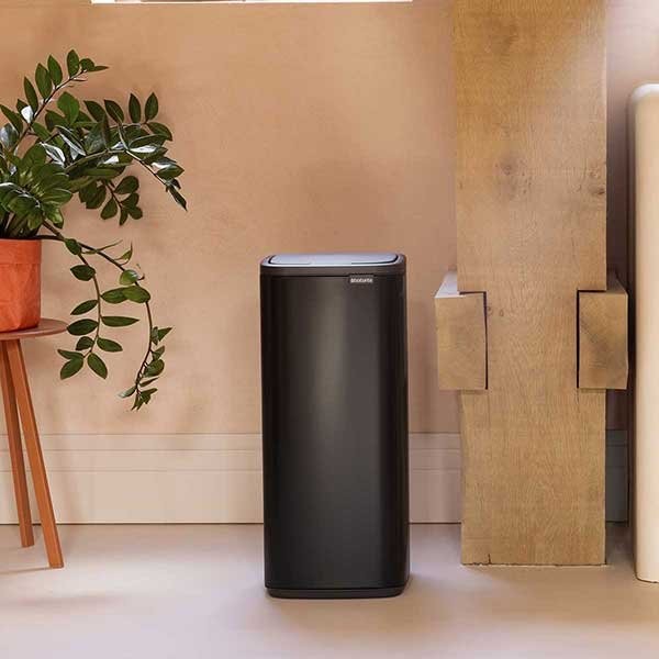 פח אשפה למטבח טאץ מרובע 30 ליטר - Brabantia