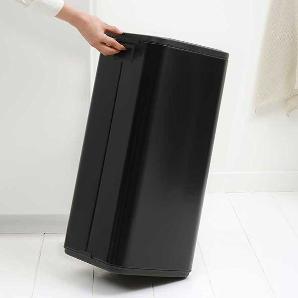 פח אשפה למטבח טאץ מרובע 30 ליטר - Brabantia