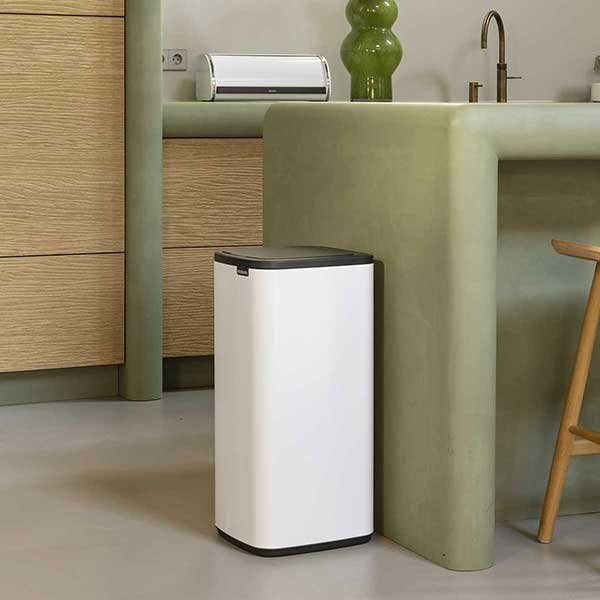 פח אשפה למטבח טאץ מרובע 30 ליטר - Brabantia