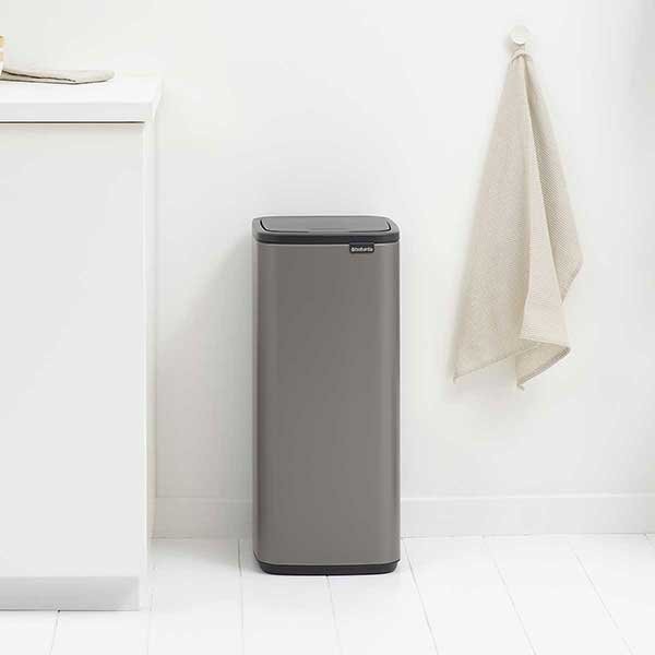 פח אשפה למטבח טאץ מרובע 30 ליטר - Brabantia