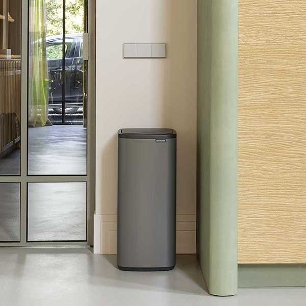פח אשפה למטבח טאץ מרובע 30 ליטר - Brabantia