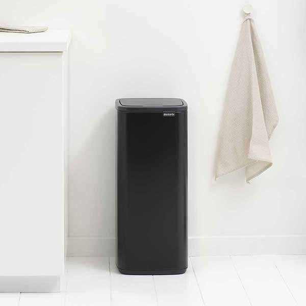 פח אשפה למטבח טאץ מרובע 30 ליטר - Brabantia