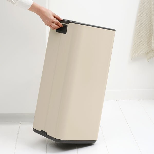 פח אשפה למטבח פדל מרובע 30 ליטר  - Brabantia