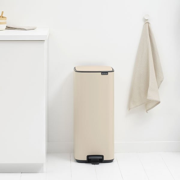 פח אשפה למטבח פדל מרובע 30 ליטר  - Brabantia